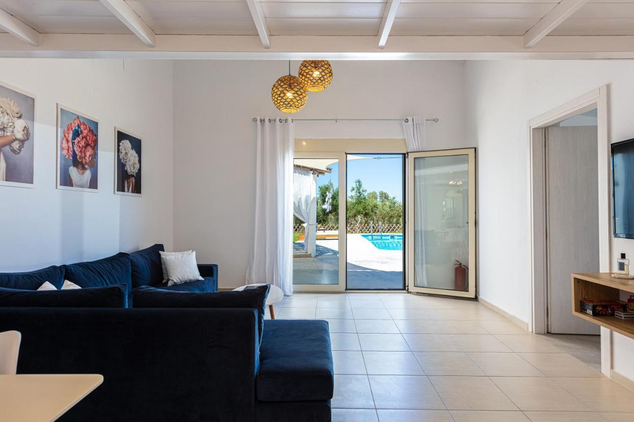 Gramvella Resort Adelianósz Kámbosz Kültér fotó