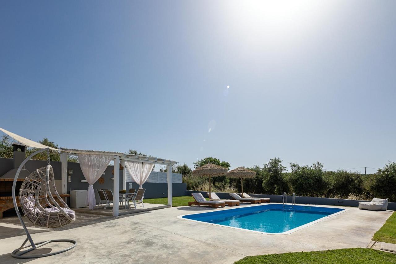 Gramvella Resort Adelianósz Kámbosz Kültér fotó
